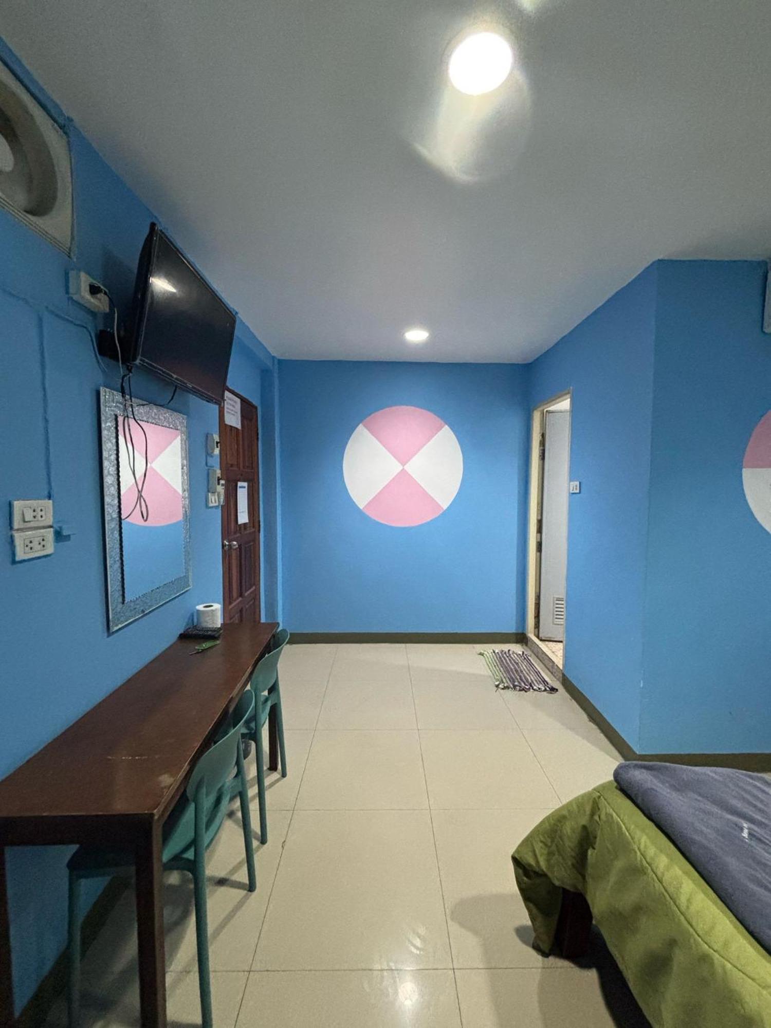 Alsana Hotel Банкок Екстериор снимка